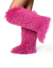 Load image into Gallery viewer, Josey
