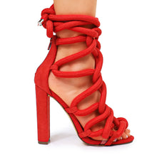 Load image into Gallery viewer, Maxine
