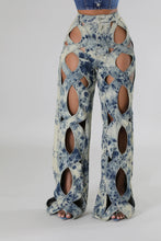 Load image into Gallery viewer, Good Time Jeans
