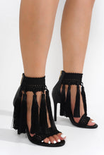 Load image into Gallery viewer, Zuri (Black)
